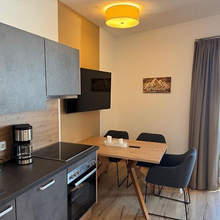 Lungau Living Appartements - Penthouse Санкт-Михель  Экстерьер фото