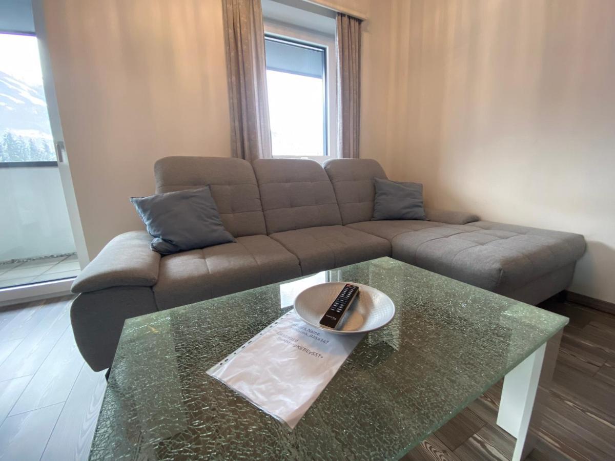 Lungau Living Appartements - Penthouse Санкт-Михель  Экстерьер фото